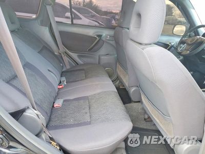 Zdjęcie 11 z 14 samochodu: 2002 TOYOTA RAV4 VIN:JTEHH20V826062504 - miniatura