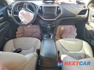 Zdjęcie 8 z 13 samochodu: 2015 JEEP CHEROKEE SPORT VIN:1C4PJLAB2FW572416 - miniatura