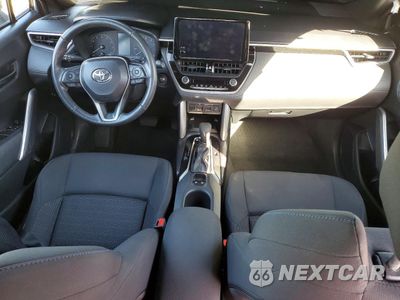 Zdjęcie 8 z 15 samochodu: 2024 TOYOTA COROLLA CROSS SE VIN:7MUFBABG5RV017557 - miniatura