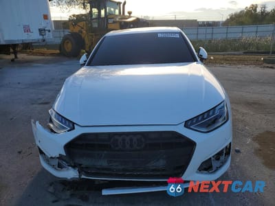 Piąte zdjęcie samochodu w środku: 2022 AUDI A4 VIN:WAUBBAF44NN008371 - miniatura