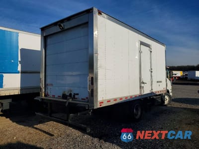 Trzecie zdjęcie samochodu z tyłu: 2017 ISUZU NQR REFRIGERATED BOX TRUCK VIN:JALE5W163H7901362 - miniatura