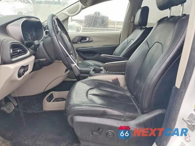 Zdjęcie 7 z 12 samochodu: 2022 CHRYSLER PACIFICA HYBRID TOURING L VIN:2C4RC1L72NR143719 - miniatura