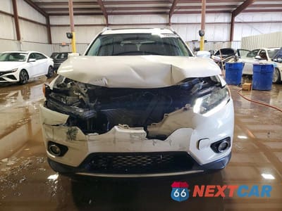 Piąte zdjęcie samochodu w środku: 2014 NISSAN ROGUE S VIN:5N1AT2MV2EC750966 - miniatura