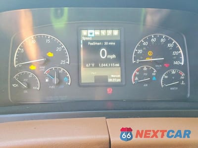 Zdjęcie 8 z 10 samochodu: 2020 FREIGHTLINER CASCADIA 126