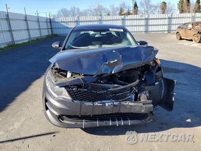 Piąte zdjęcie samochodu w środku: 2018 KIA OPTIMA LX VIN:KNAGT4L38J5213296 - miniatura