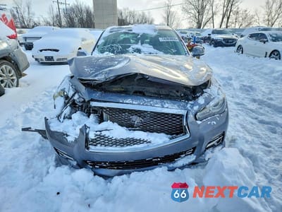 Piąte zdjęcie samochodu w środku: 2014 INFINITI Q50 PREMIUM VIN:JN1BV7AR7EM696990 - miniatura