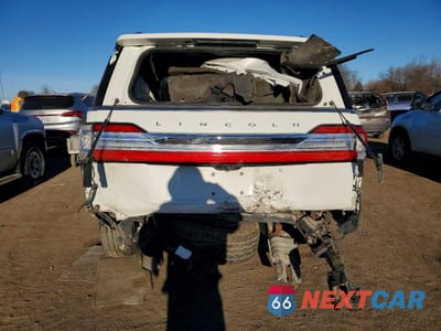 Zdjęcie 6 z 13 samochodu: 2021 LINCOLN NAVIGATOR L RESERVE VIN:5LMJJ3LT9MEL19200 - miniatura