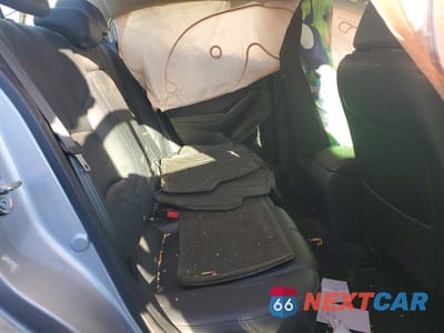 Zdjęcie 10 z 11 samochodu: 2017 MAZDA 3 TOURING VIN:JM1BN1V77H1101452 - miniatura