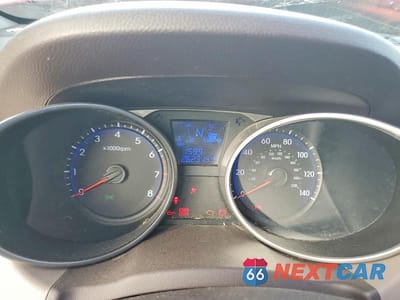 Zdjęcie 9 z 12 samochodu: 2011 HYUNDAI TUCSON GLS VIN:KM8JU3AC0BU275507 - miniatura