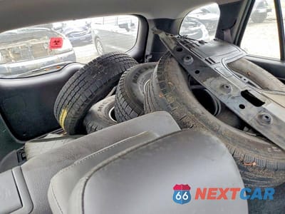 Zdjęcie 11 z 12 samochodu: 2010 HYUNDAI SANTA FE VIN:5NMSH4AG0AH355689 - miniatura