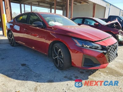 Czwarte zdjęcie samochodu z boku: 2024 NISSAN ALTIMA 2.5 SR VIN:1N4BL4CV8RN394013 - miniatura