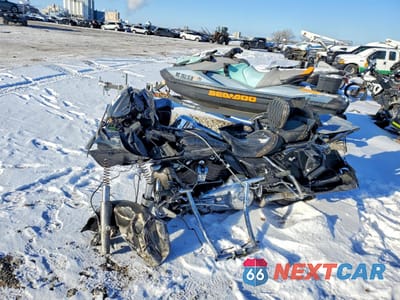 Trzecie zdjęcie samochodu z tyłu: 2020 HARLEY-DAVIDSON FLTRK VIN:1HD1KZF18LB610903 - miniatura