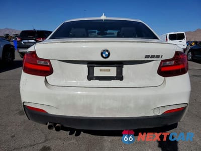 Zdjęcie 6 z 12 samochodu: 2016 BMW 228 I SULEV VIN:WBA1F9C5XGV546491 - miniatura