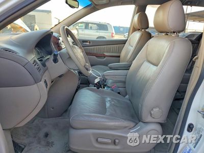 Zdjęcie 7 z 13 samochodu: 2004 TOYOTA SIENNA XLE VIN:5TDZA22CX4S094351 - miniatura