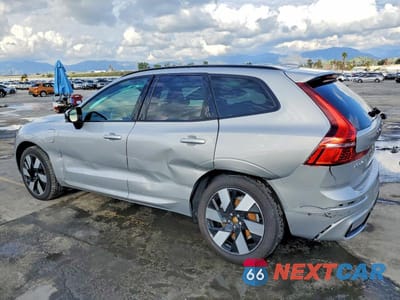 Drugie zdjęcie samochodu z przodu: 2024 VOLVO XC60 PLUS VIN:YV4H60DL0R1916008 - miniatura