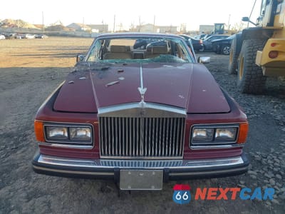 Piąte zdjęcie samochodu w środku: 1982 ROLLS-ROYCE SILVER SPIRIT VIN:SCAZS42A3CCX04329 - miniatura