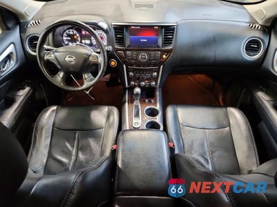 Zdjęcie 8 z 13 samochodu: 2014 NISSAN TRUCK/VAN PATHFINDER S 4DR 4WD VIN:5N1AR2MMXEC609214 - miniatura