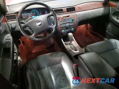 Zdjęcie 8 z 12 samochodu: 2008 CHEVROLET IMPALA LTZ VIN:2G1WU583189277888 - miniatura