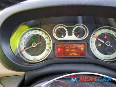 Zdjęcie 9 z 12 samochodu: 2014 FIAT 500L LOUNGE VIN:ZFBCFACHXEZ006915 - miniatura