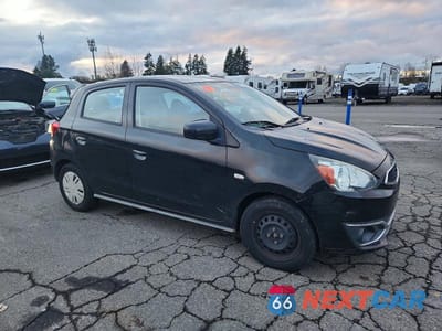 Czwarte zdjęcie samochodu z boku: 2018 MITSUBISHI MIRAGE ES VIN:ML32A3HJ7JH004573 - miniatura