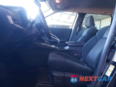 Zdjęcie 7 z 11 samochodu: 2023 MITSUBISHI OUTLANDER ES VIN:JA4J4TA83PZ010438 - miniatura