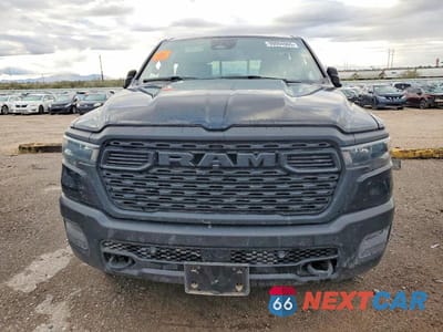 Piąte zdjęcie samochodu w środku: 2025 RAM 1500 TRADESMAN VIN:1C6SRFGP0SN594641 - miniatura
