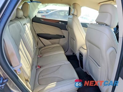 Zdjęcie 10 z 13 samochodu: 2017 LINCOLN MKC SELECT VIN:5LMCJ2C95HUL50348 - miniatura
