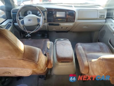 Zdjęcie 8 z 13 samochodu: 2005 FORD F350 SUPER DUTY VIN:1FTWW33P85ED21359 - miniatura