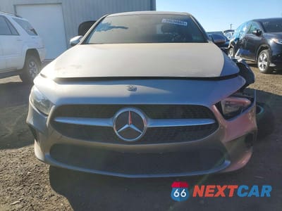 Piąte zdjęcie samochodu w środku: 2020 MERCEDES-BENZ A 220 VIN:WDD3G4EB6LW039208 - miniatura