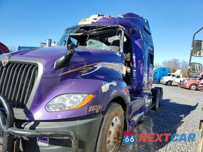 Drugie zdjęcie samochodu z przodu: 2023 INTERNATIONAL LT625 SEMI TRUCK VIN:3HSDZTZR8PN083597 - miniatura