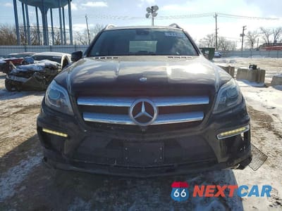 Piąte zdjęcie samochodu w środku: 2016 MERCEDES-BENZ GL 550 4MATIC VIN:4JGDF7DE6GA638669 - miniatura
