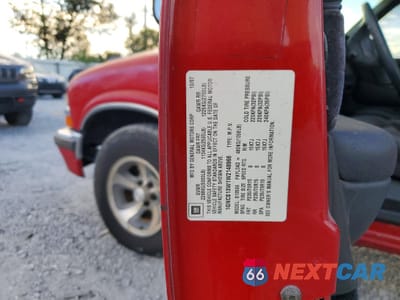 Zdjęcie 14 z 14 samochodu: 1998 CHEVROLET BLAZER VIN:1GNCS13W1W2148966 - miniatura