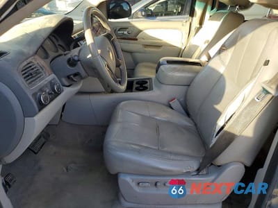 Zdjęcie 7 z 12 samochodu: 2010 CHEVROLET TAHOE K1500 LT VIN:1GNUKBE05AR218312 - miniatura