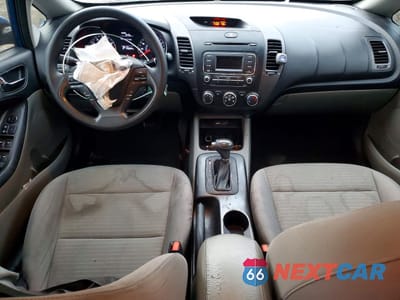 Zdjęcie 8 z 12 samochodu: 2014 KIA FORTE LX VIN:KNAFX4A62E5226550 - miniatura