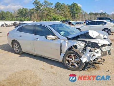 Czwarte zdjęcie samochodu z boku: 2018 CHEVROLET MALIBU LS VIN:1G1ZB5ST0JF196258 - miniatura
