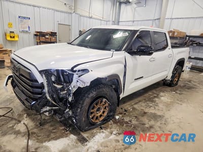 2024 TOYOTA TUNDRA LIMITED 5TFWA5DB9RX184861 - główne zdjęcie licytacji z USA - miniatura