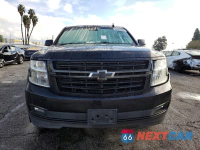 Piąte zdjęcie samochodu w środku: 2019 CHEVROLET SUBURBAN K1500 PREMIER VIN:1GNSKJKJXKR101261 - miniatura