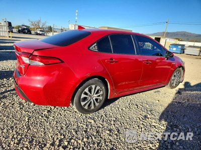 Trzecie zdjęcie samochodu z tyłu: 2020 TOYOTA COROLLA LE VIN:JTDEBRBE3LJ001011 - miniatura