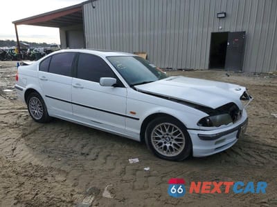 Czwarte zdjęcie samochodu z boku: 2000 BMW 328 I VIN:WBAAM5349YJR61672 - miniatura
