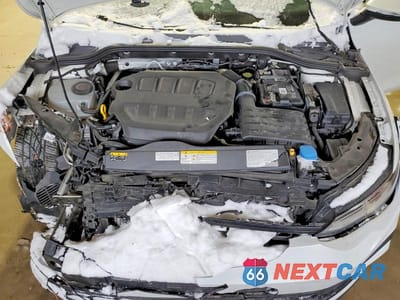 Zdjęcie 11 z 11 samochodu: 2022 VOLKSWAGEN GTI S VIN:WVWH87CD7NW145463 - miniatura
