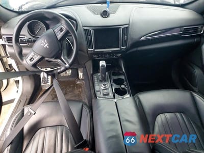 Zdjęcie 8 z 13 samochodu: 2019 MASERATI LEVANTE VIN:ZN661XUA7KX318693 - miniatura