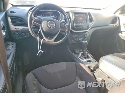 Zdjęcie 8 z 14 samochodu: 2015 JEEP CHEROKEE LATITUDE VIN:1C4PJLCB4FW722992 - miniatura