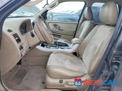 Zdjęcie 7 z 15 samochodu: 2005 MERCURY MARINER VIN:4M2CU57105DJ05306 - miniatura