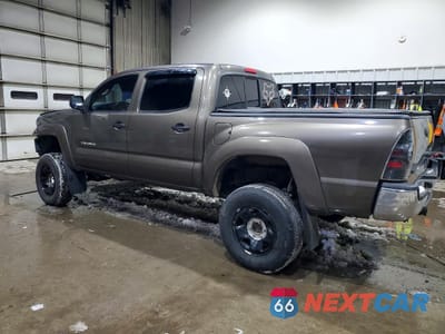 Drugie zdjęcie samochodu z przodu: 2011 TOYOTA TACOMA V6 VIN:3TMLU4ENXBM060686 - miniatura