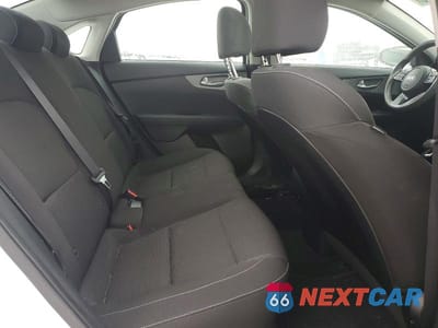 Zdjęcie 10 z 11 samochodu: 2020 KIA FORTE FE VIN:3KPF24AD8LE173161 - miniatura