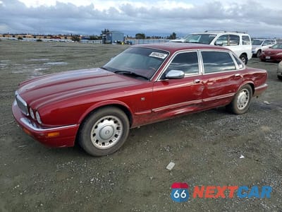 2000 JAGUAR VANDENPLAS SAJDA24C6YLF18742 - główne zdjęcie licytacji z USA - miniatura