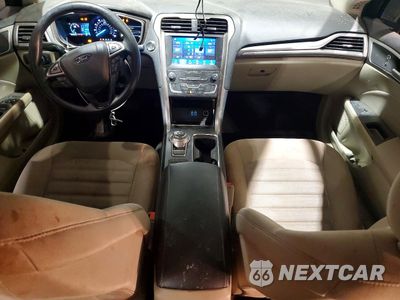 Zdjęcie 8 z 13 samochodu: 2019 FORD FUSION SE VIN:3FA6P0HDXKR149134 - miniatura