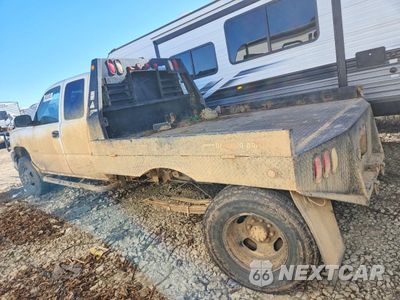 Drugie zdjęcie samochodu z przodu: 2003 CHEVROLET SILVERADO K3500 VIN:1GCJK39U43E207908 - miniatura