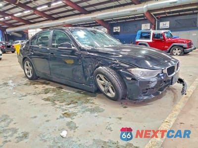Czwarte zdjęcie samochodu z boku: 2013 BMW 320 I XDRIVE VIN:WBA3C3C59DF979708 - miniatura