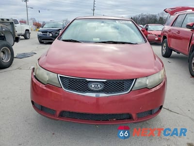 Piąte zdjęcie samochodu w środku: 2010 KIA FORTE EX VIN:KNAFU4A22A5220988 - miniatura